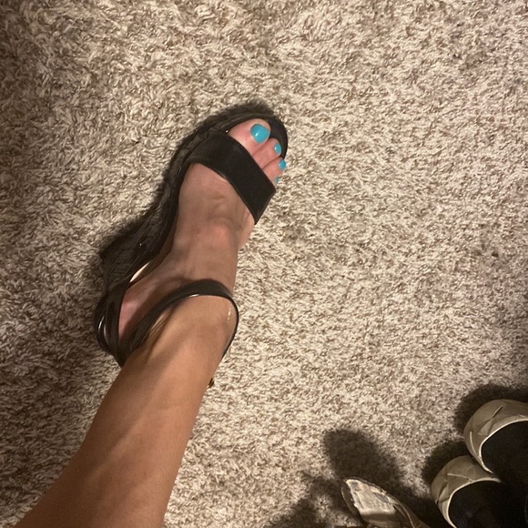 Prada patent leather basket weave detailed platform ankle strap wedges! - Picture 5 of 11